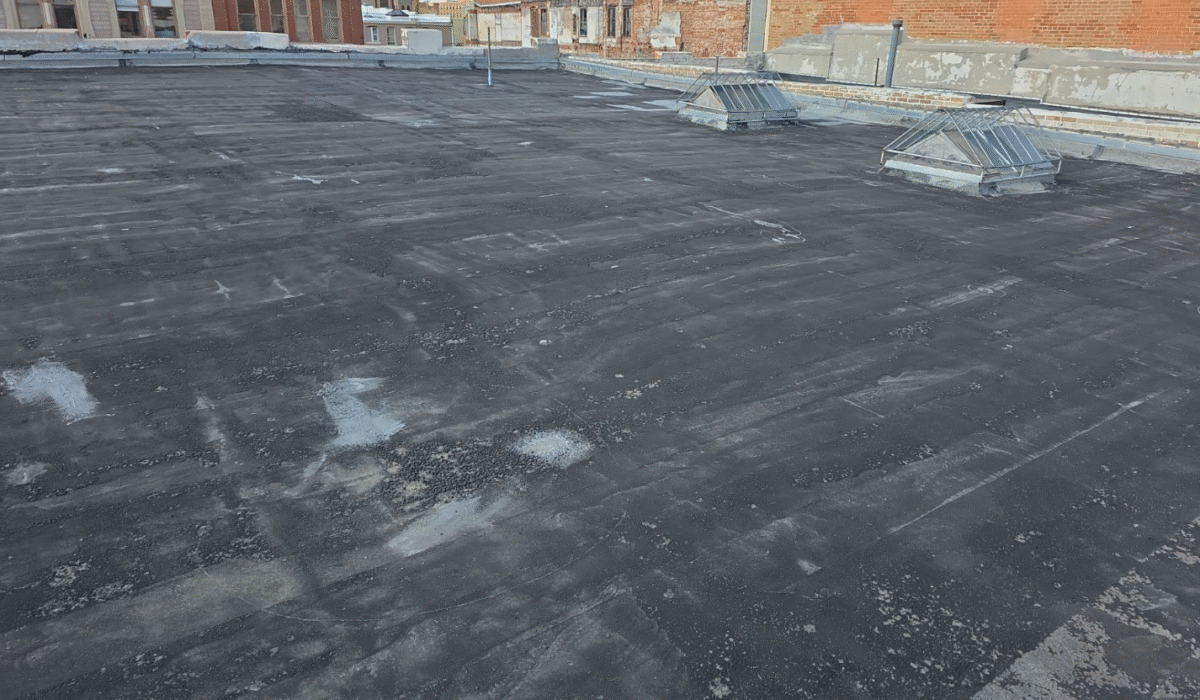 Commercial Roof Maintenance Contracts: Protect Your Roofs